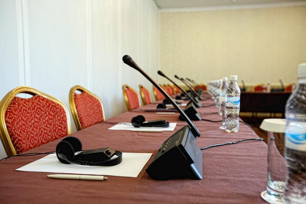 City Hotel Biskek Kültér fotó